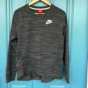 EUC Nike Sweatshirt with Hi/Lo Hem Size M
